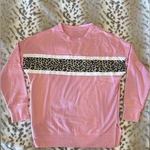 (M) pink sweatshirt with leopard stripe